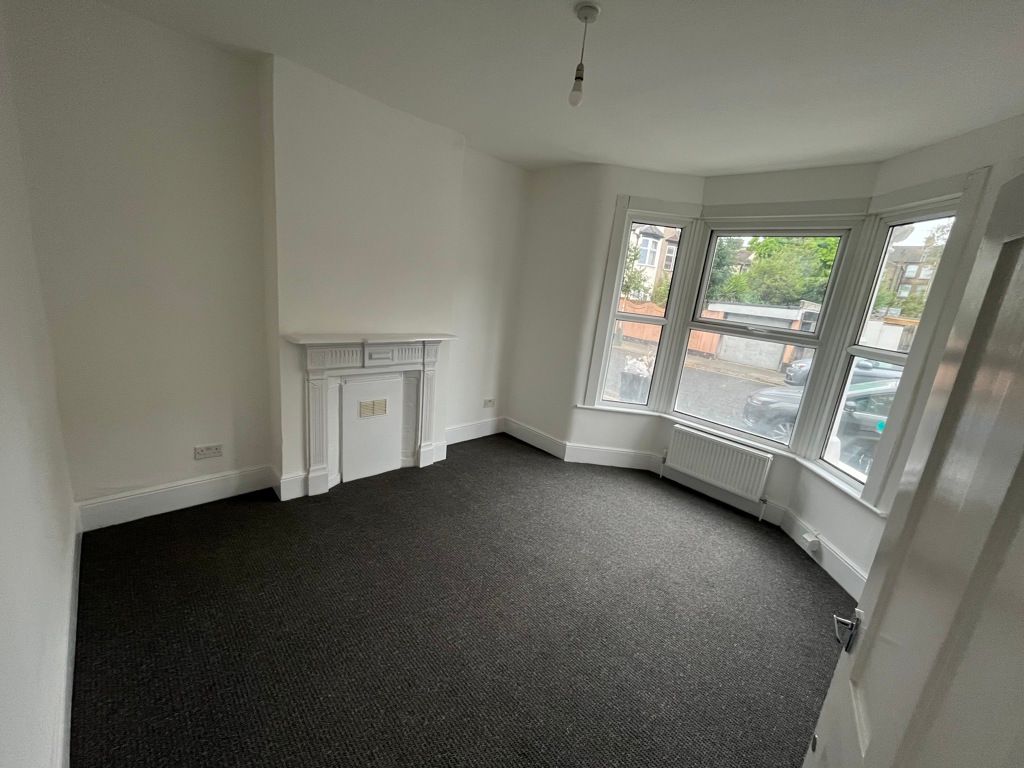Property photo 2 of 11 Photo 15