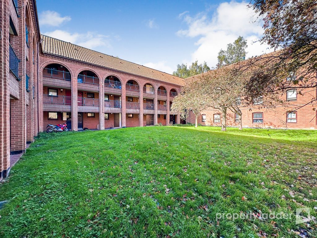 Property photo 1 of 7 Img_0432