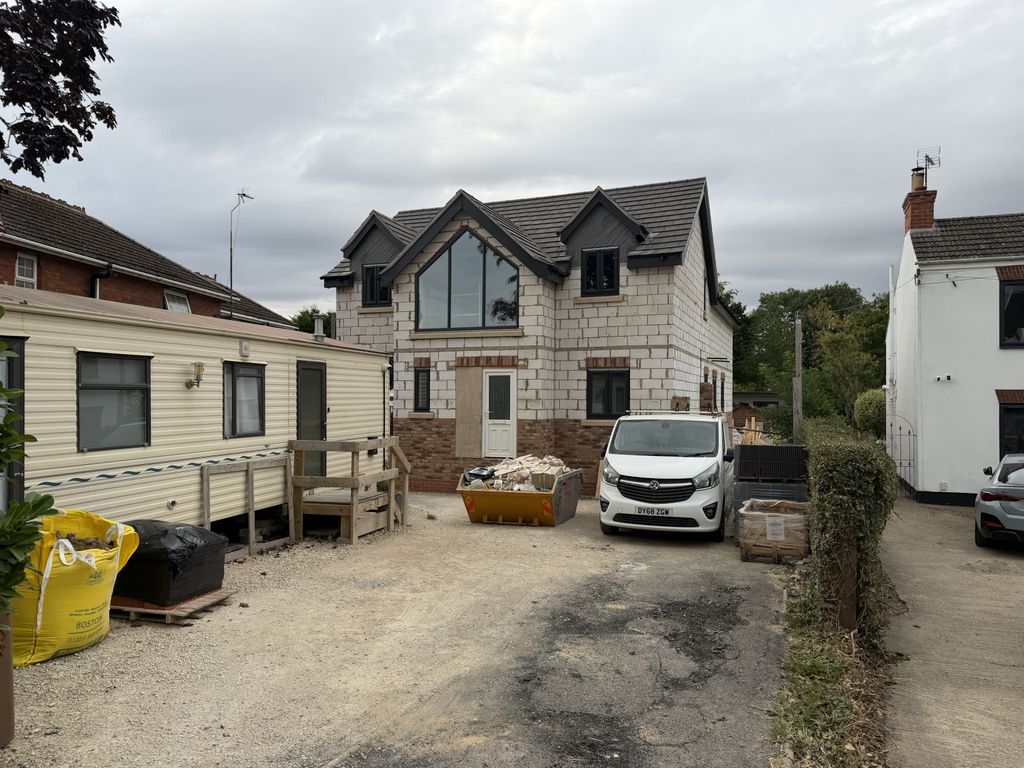 Property photo 3 of 9 Img_0740