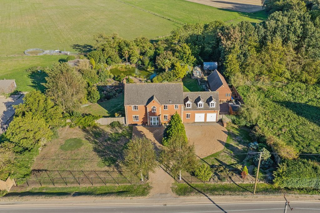 Property photo 1 of 45