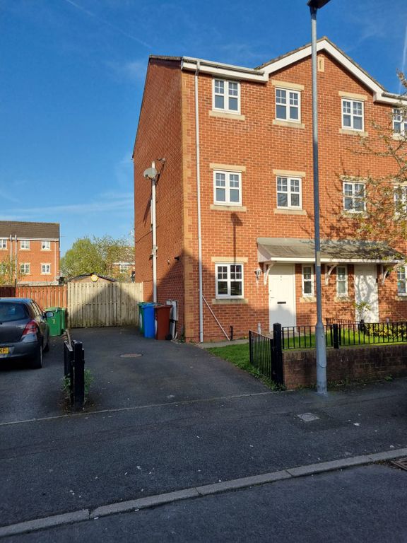 Property photo 1 of 35