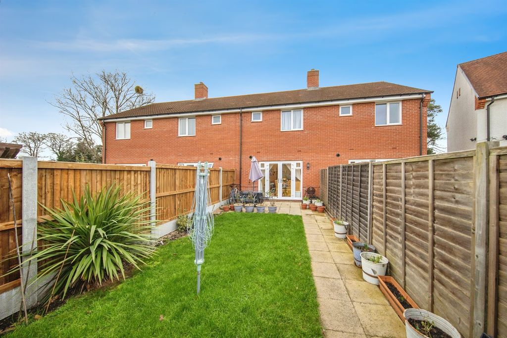 Property photo 2 of 15