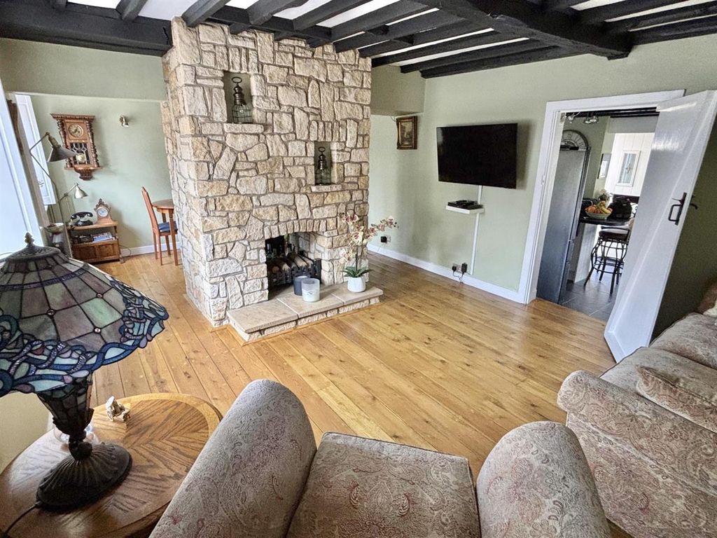 Property photo 2 of 27 5.Jpg