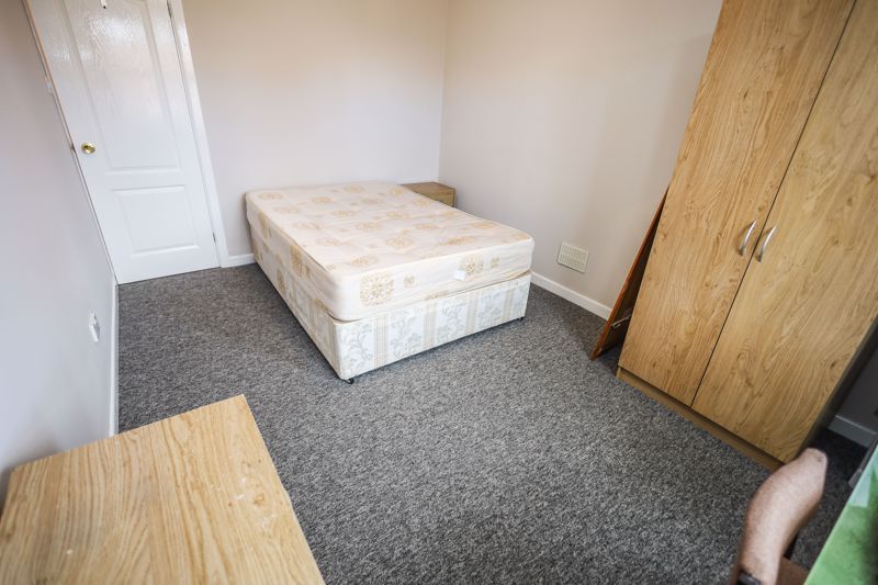 Additional image 16 of 6 bed detached house to rentOsborne Road, Winton BH9