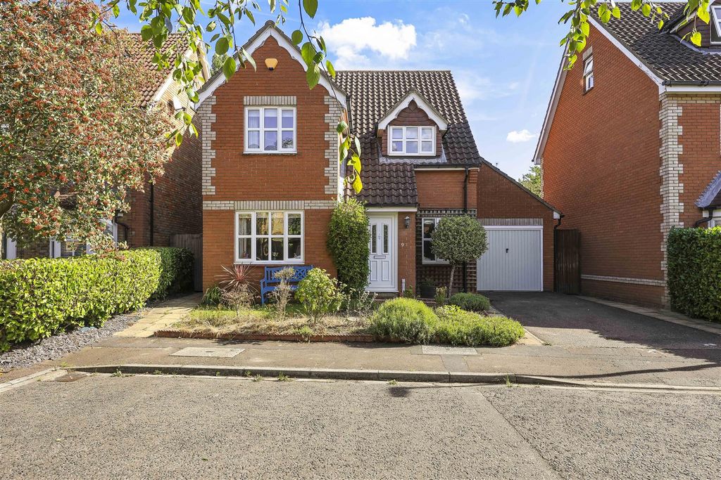 Property photo 1 of 27