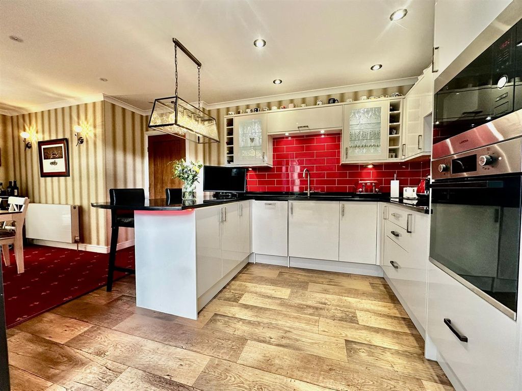 Additional image 5 of 2 bed detached bungalow for saleParkgate, Knutsford WA16