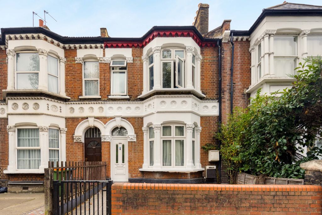 Property photo 1 of 12 Exterior