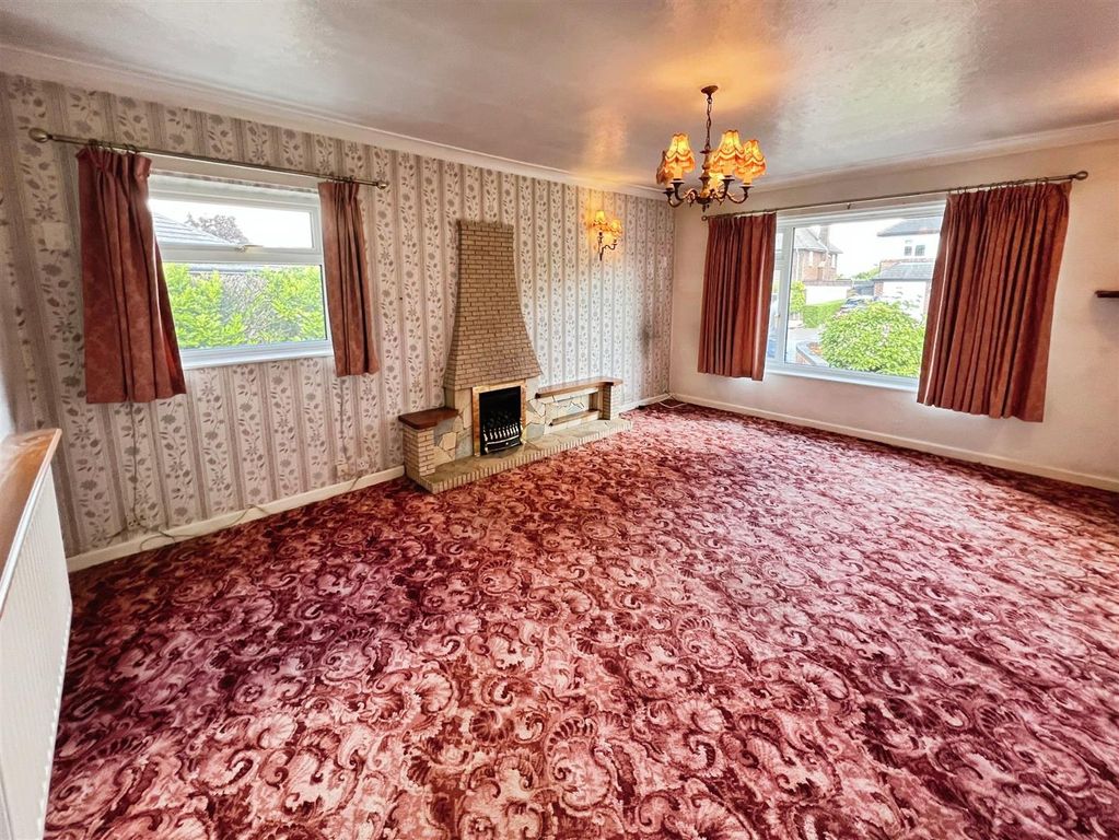 Property photo 2 of 24