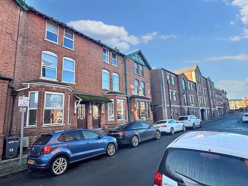 Property photo 1 of 14 Photo 13