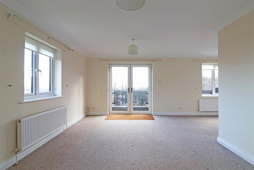 Property photo 2 of 19 2