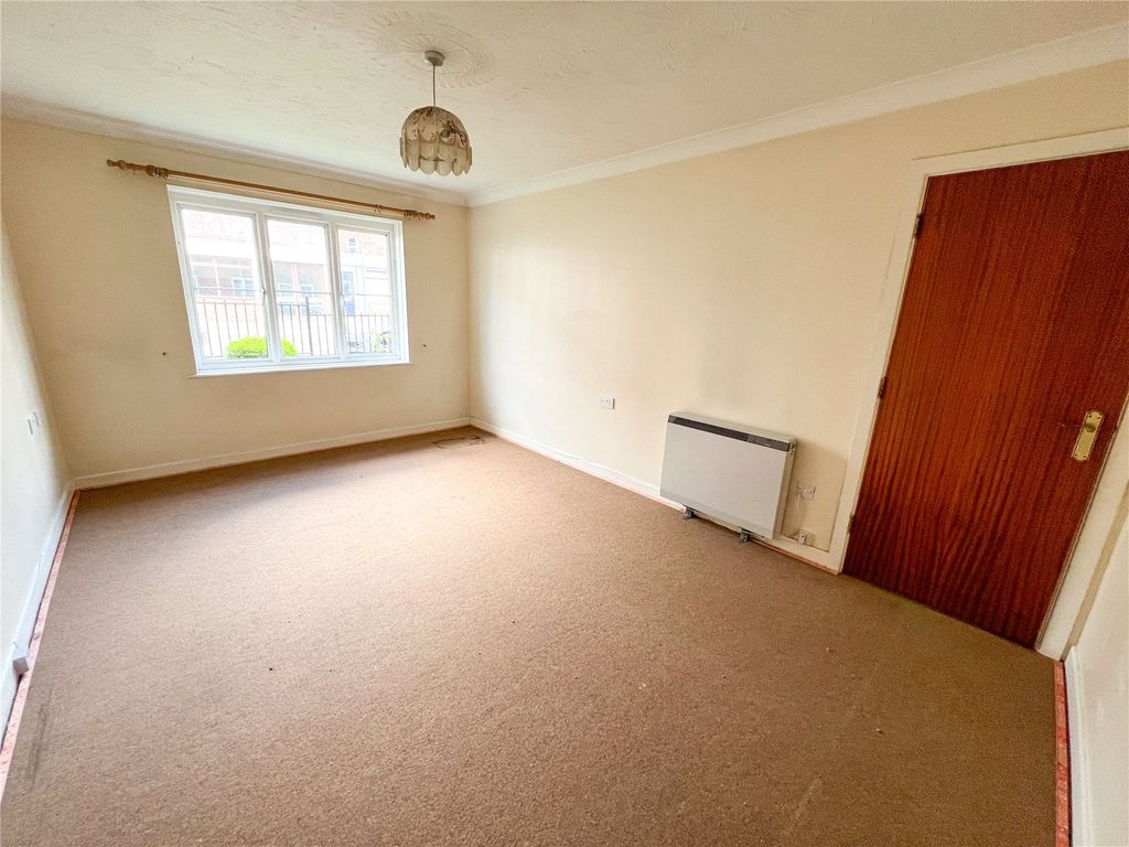 Property photo 2 of 12 Picture No. 02