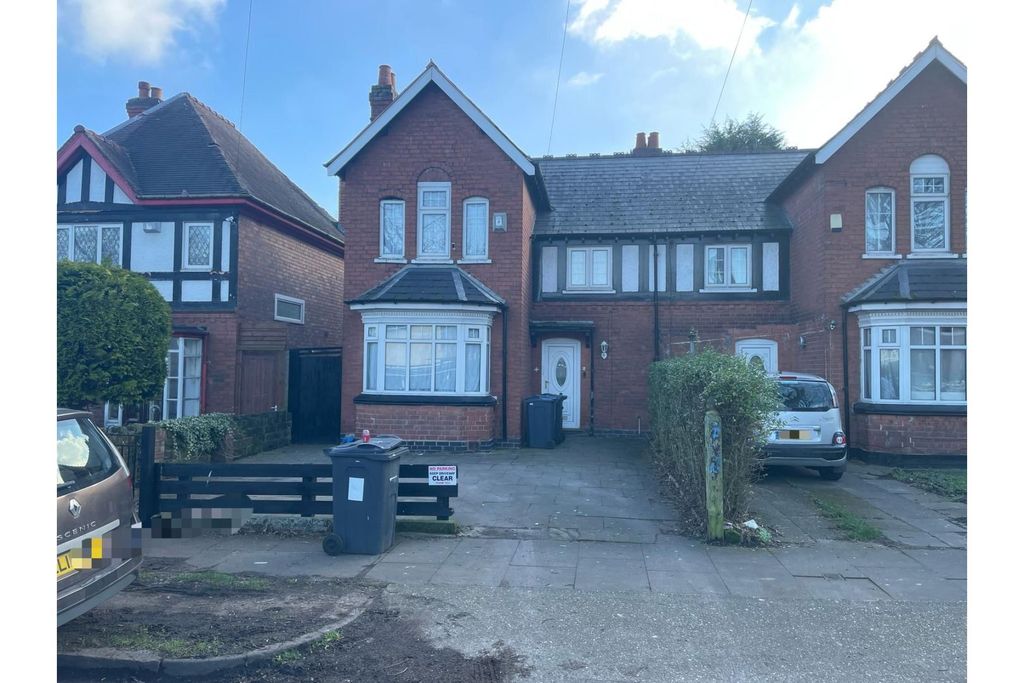 Property photo 1 of 9