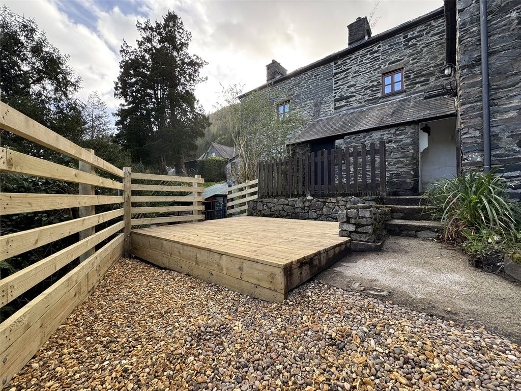 Property photo 2 of 23 Picture No. 38