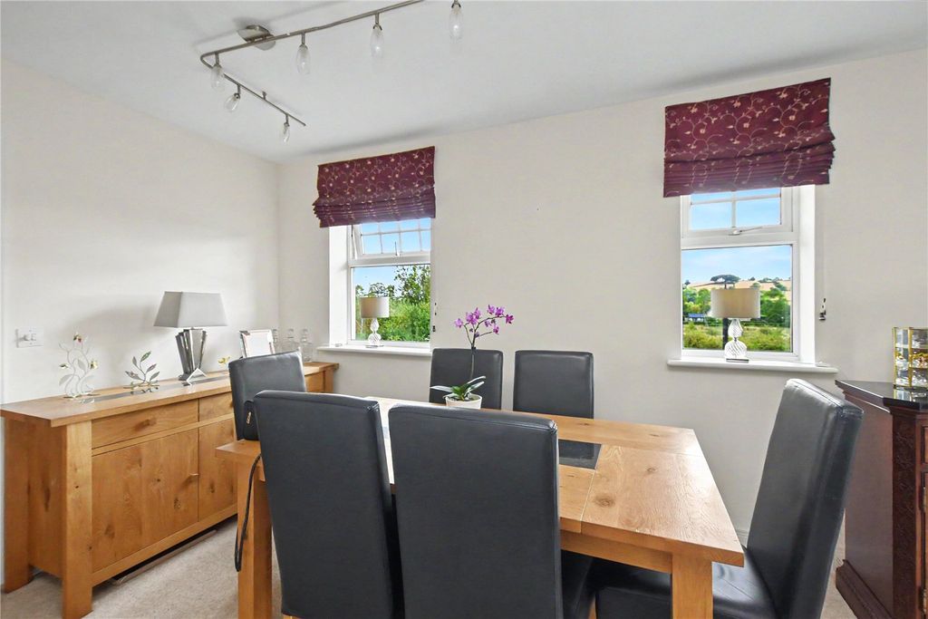 Property photo 3 of 12 Picture No. 03