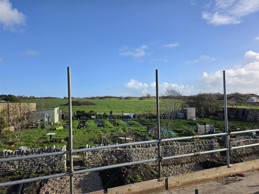 Property photo 3 of 9 View