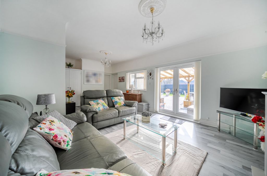 Property photo 2 of 14 1419248-10-69A9B2...