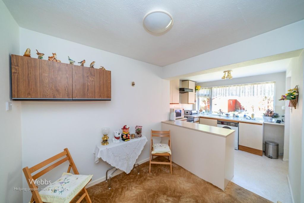 Property photo 3 of 25 Â© Webbs Estate Agents Â© (122 Of 147).Jpg