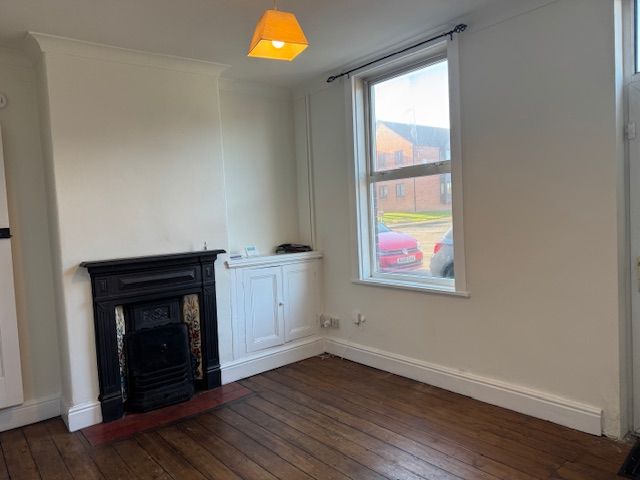 Property photo 3 of 9 Img_2359