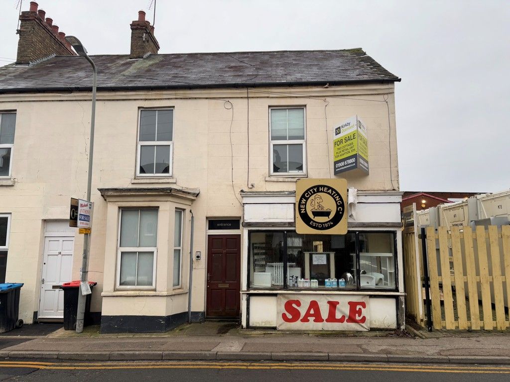 Property photo 1 of 8 Photo 3