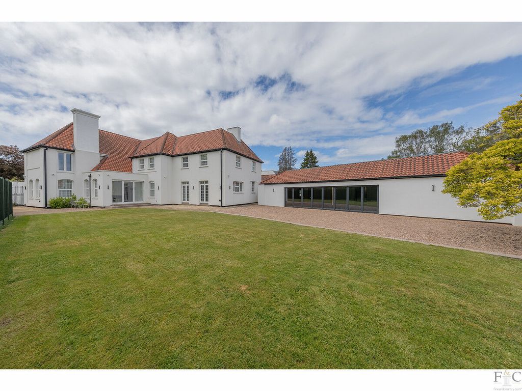 Additional image 30 of 6 bed detached house for saleStoughton Drive South, Leicester LE2