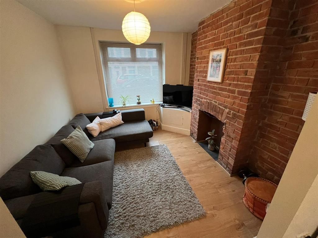 Property photo 2 of 8 Living Room