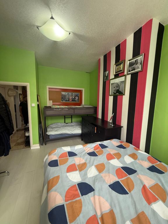 Property photo 3 of 13 Bedroom