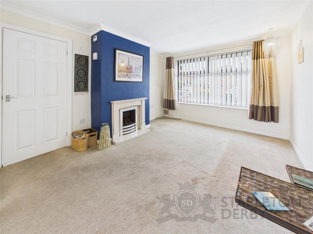 Property photo 3 of 16 Cam04709G0-Pr0295-Still003.Jpg