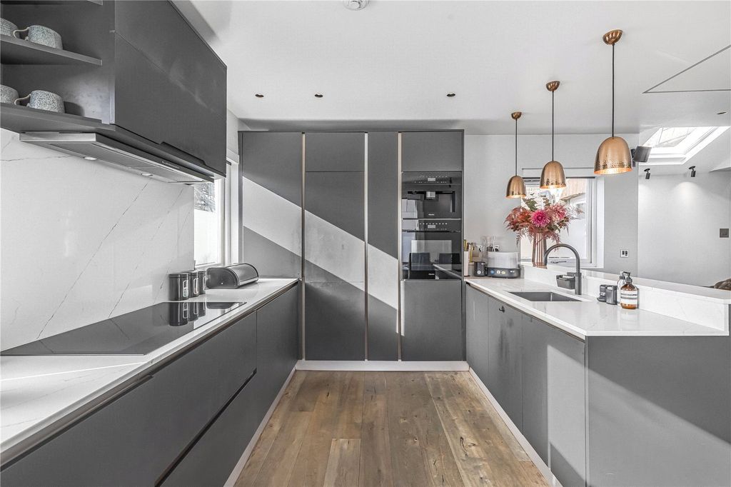 Property photo 3 of 15 Picture No. 56