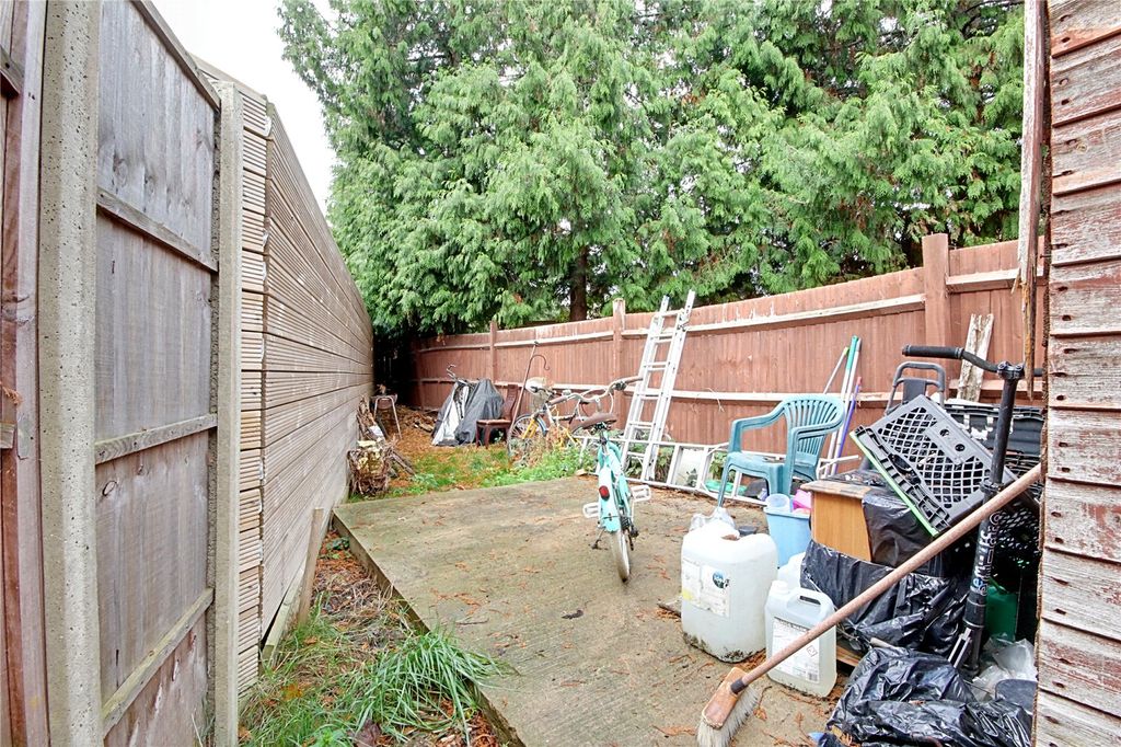 Property photo 2 of 19 Picture No. 29