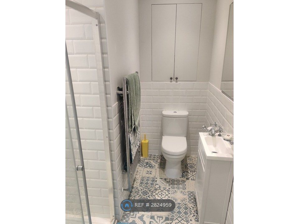 Property photo 3 of 4