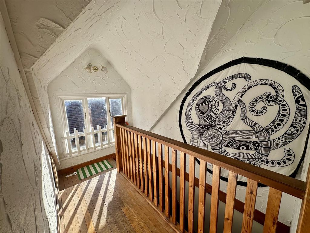 Property photo 2 of 10 Image00024.Jpeg