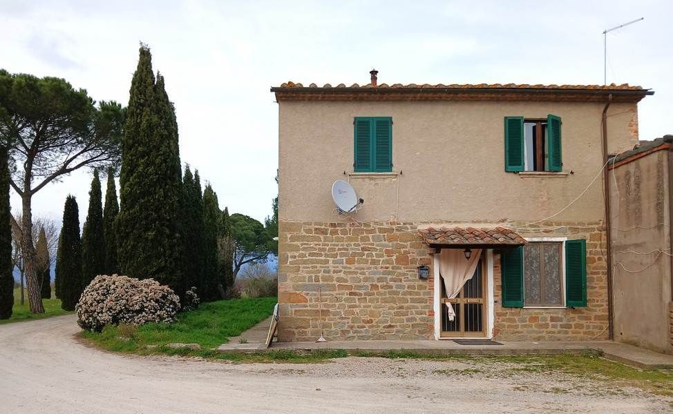 Property photo 3 of 11