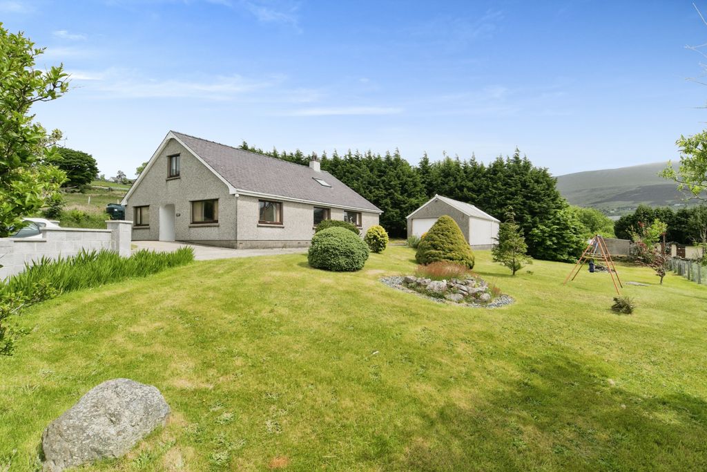 Property photo 1 of 15 Photography