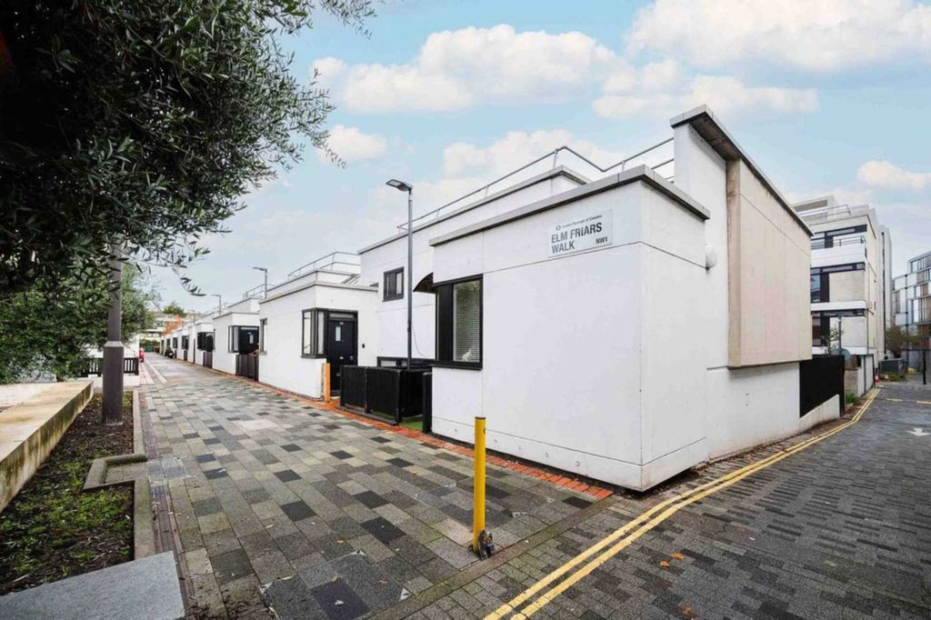 Property photo 2 of 6