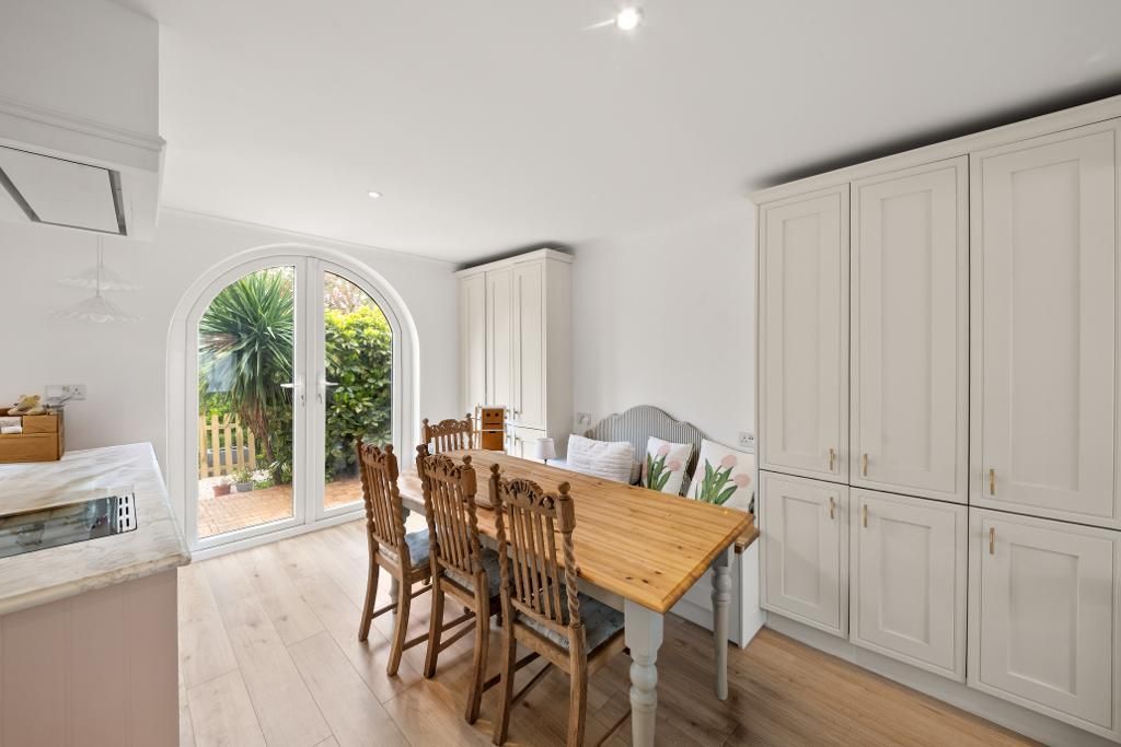 Property photo 3 of 15 Photo 3