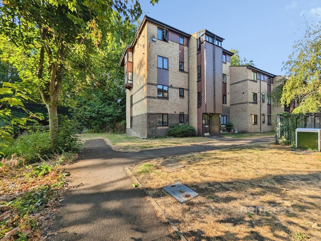 Property photo 1 of 10 Pbox-Img.Jpg