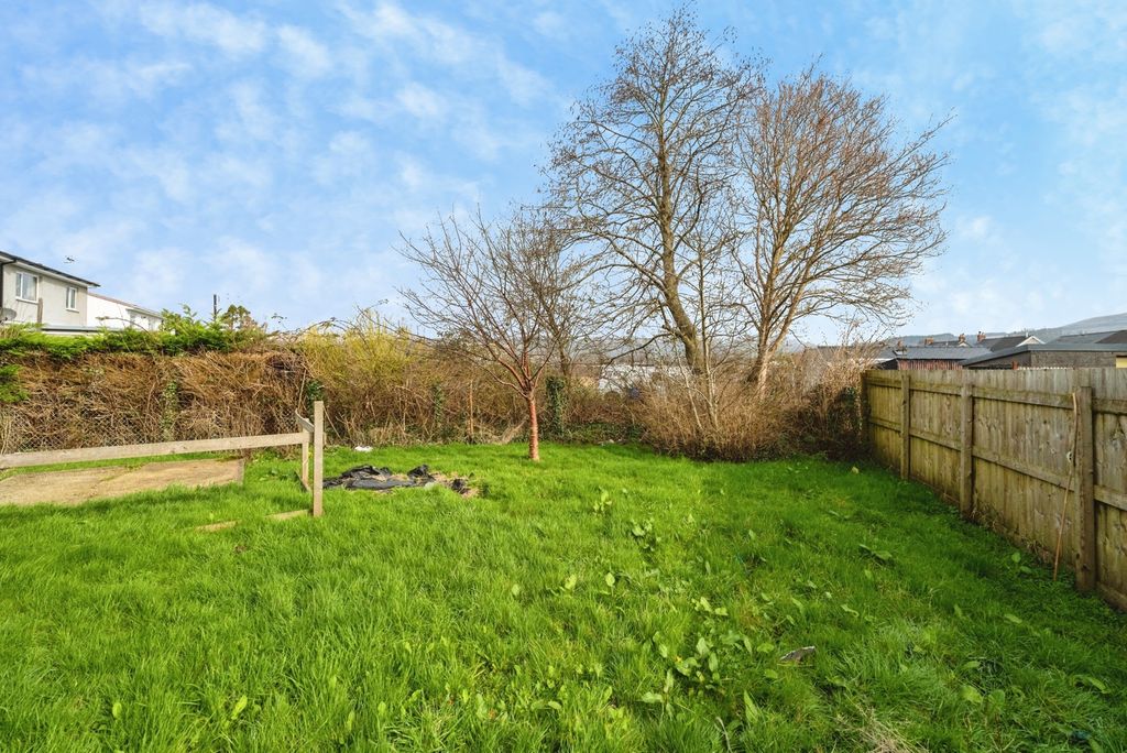 Property photo 2 of 18 Pbox-Img.Jpg