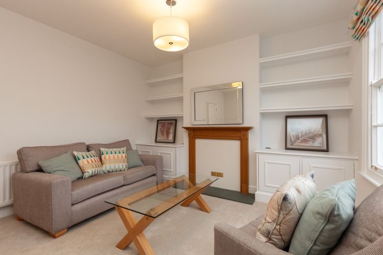 Property photo 1 of 8 263604