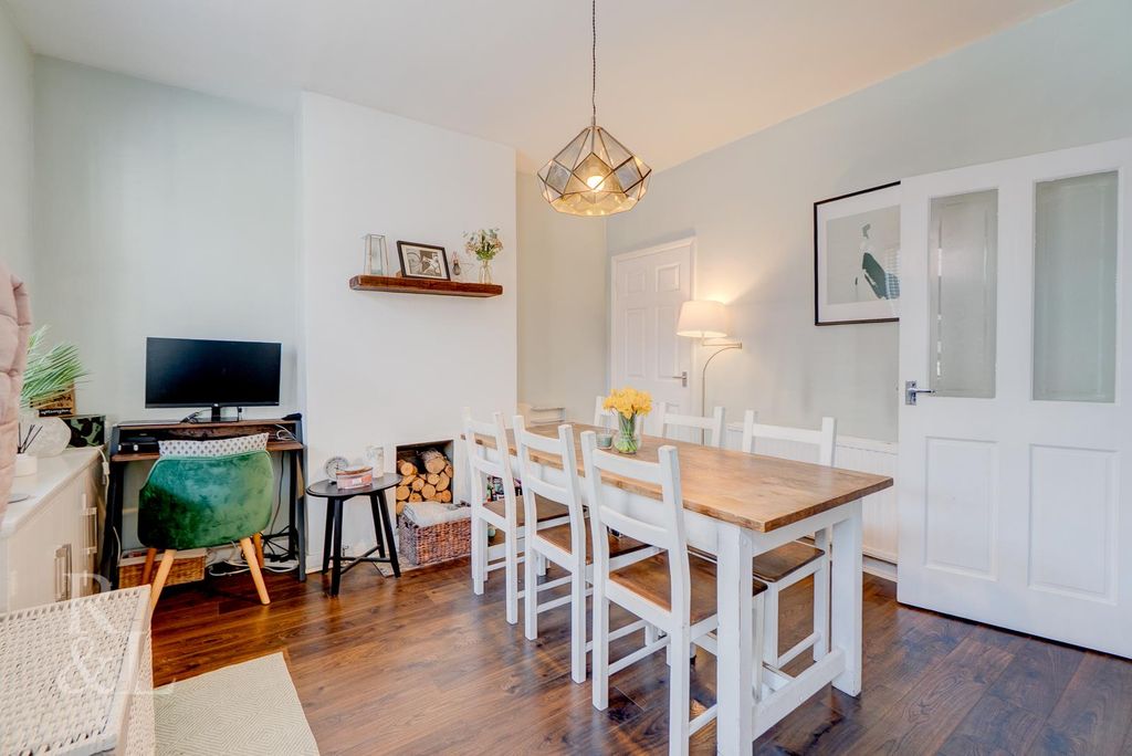 Property photo 3 of 18 Batched  (17).Jpg