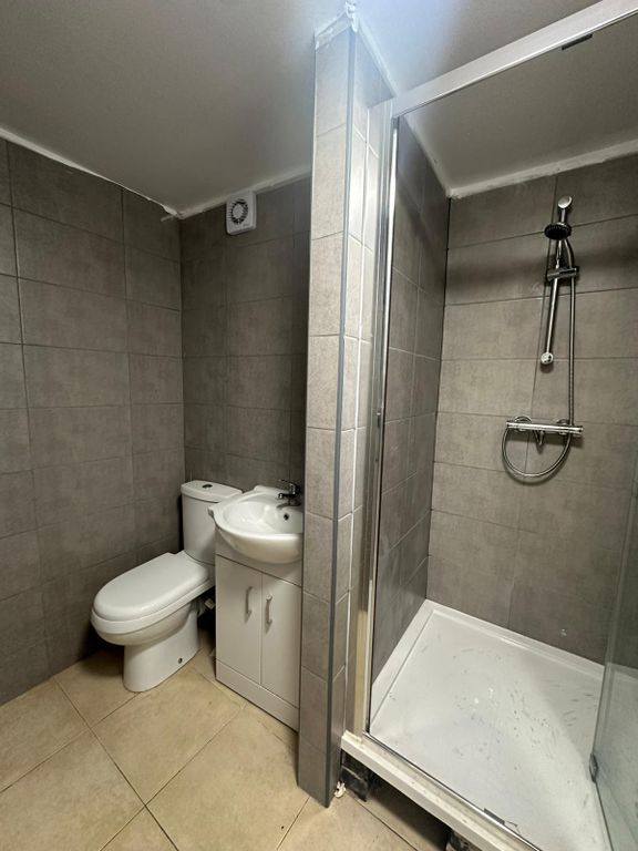 Property photo 3 of 3