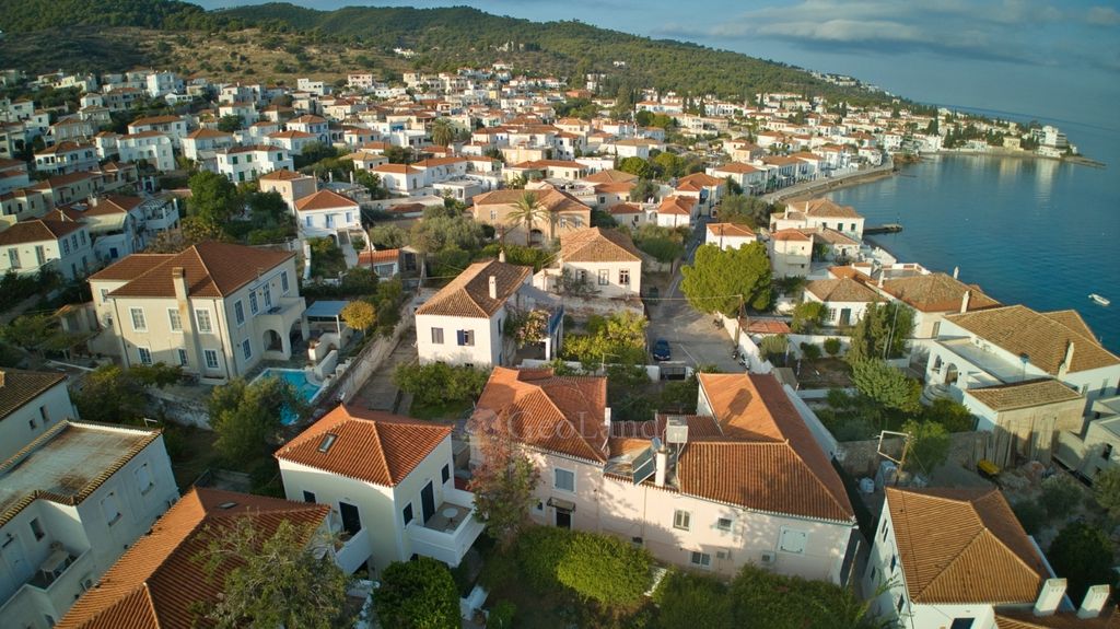 Property photo 1 of 27