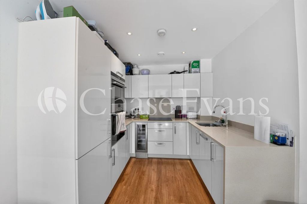 Property photo 2 of 13 Kitchen