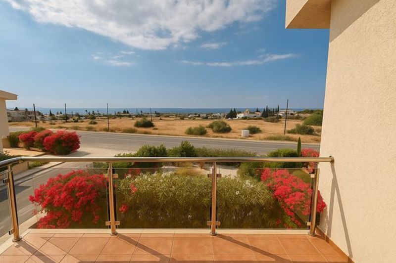 Property photo 3 of 11 Veranda View