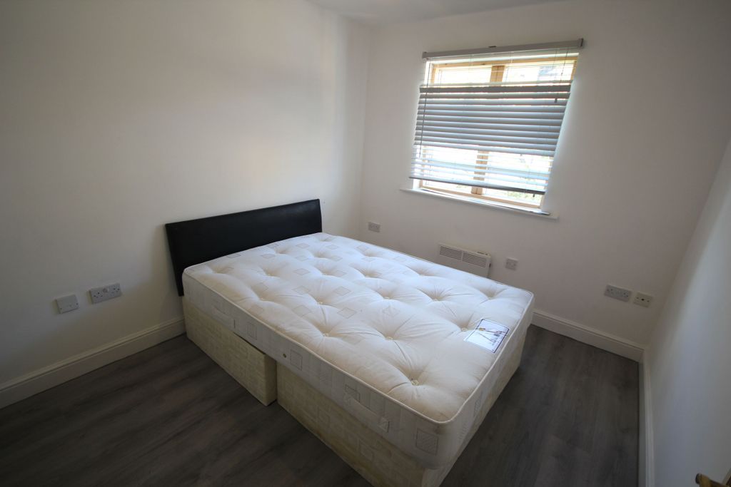 Property photo 2 of 5