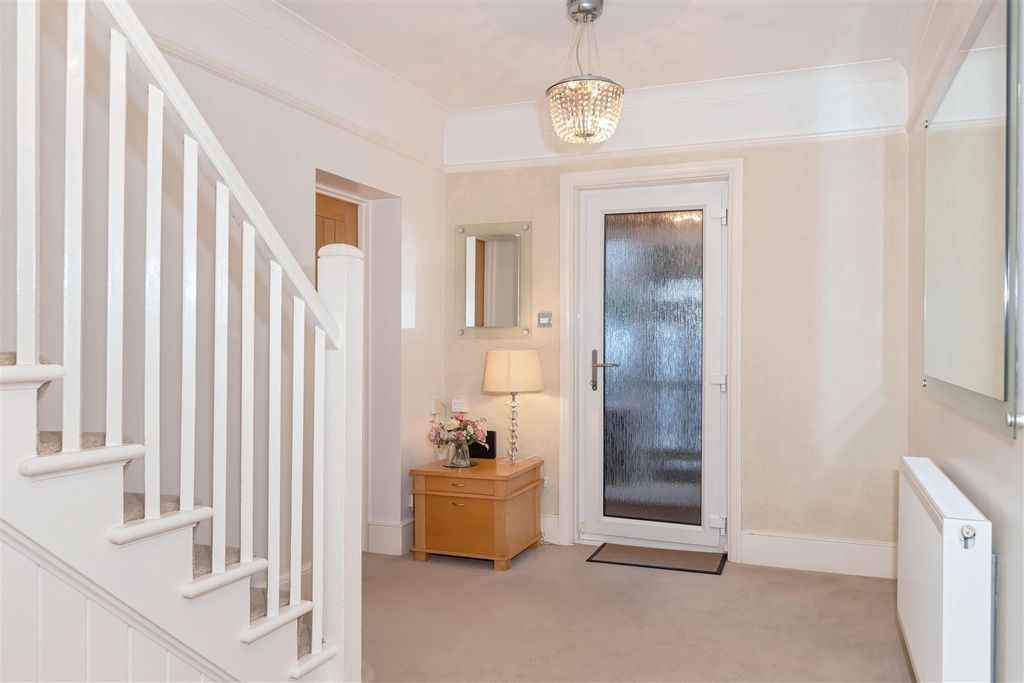 Property photo 3 of 36 Beaumont_1.Jpg