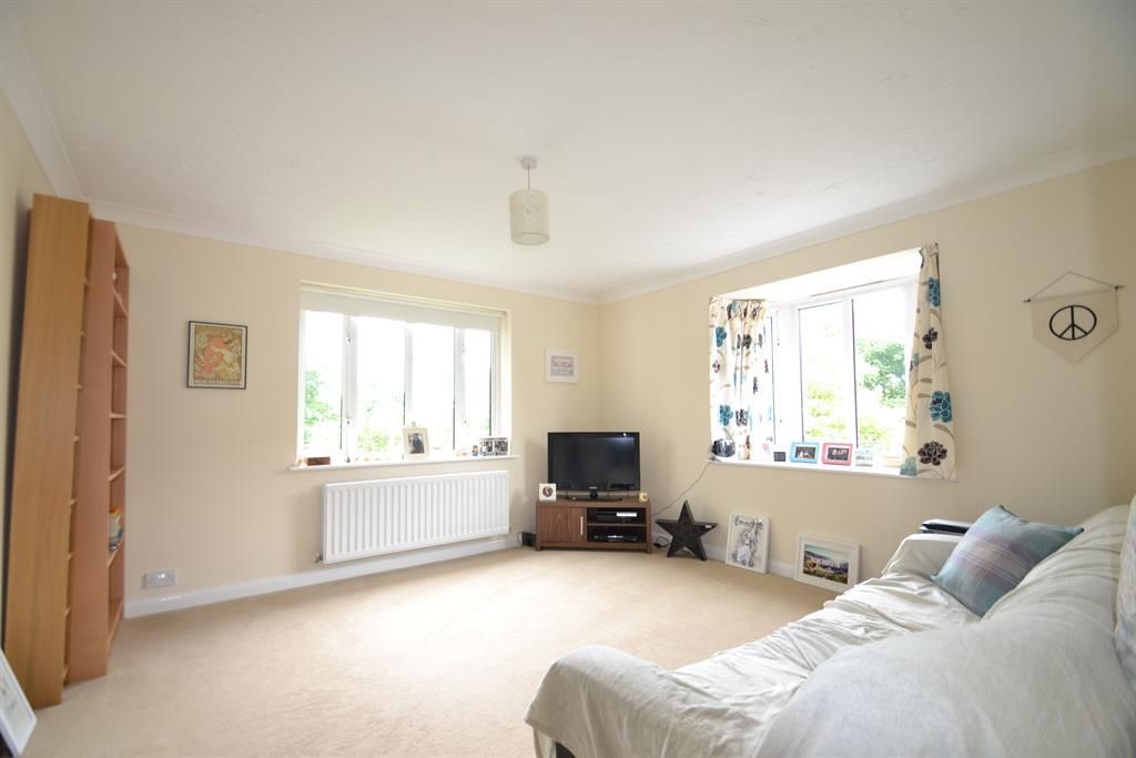 Property photo 1 of 4