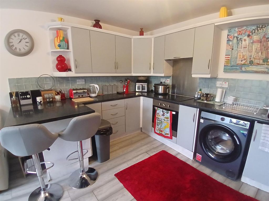 Additional image 7 of 2 bed flat for saleVernons Mews, Black-A-Tree Road, Nuneaton CV10