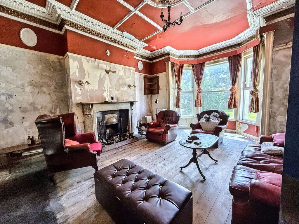 Property photo 3 of 20