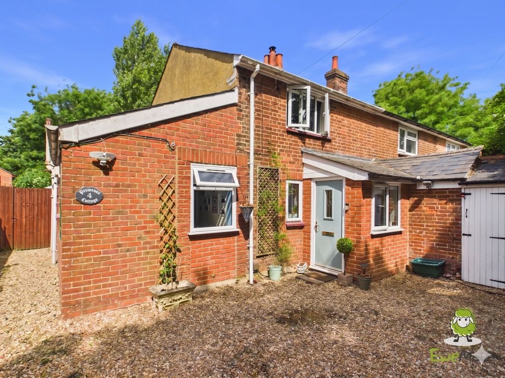 Property photo 1 of 19 Ewemove Estate Agents Basingstoke - Primrose Cotta