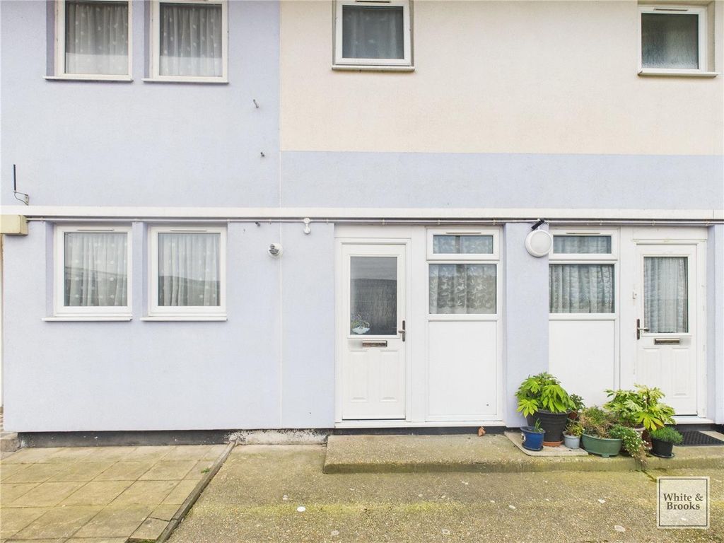 Property photo 2 of 17 1.Jpg
